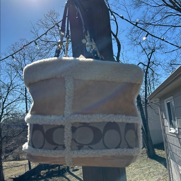 Coach RARE VINTAGE 2006 Brown Shearling Tote Bag - Picture 2 of 10